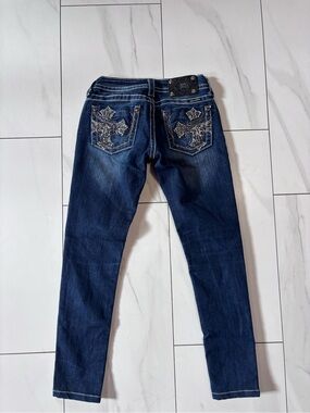 Miss me skinny jeans Embellished pockets medium wash size 25 - stretch